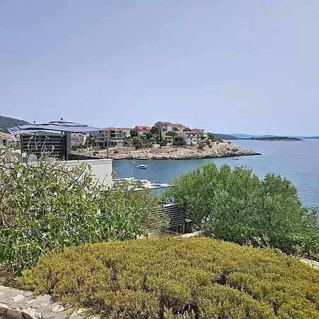 Apartman By The Sea-2 By Interhome Zaglavice